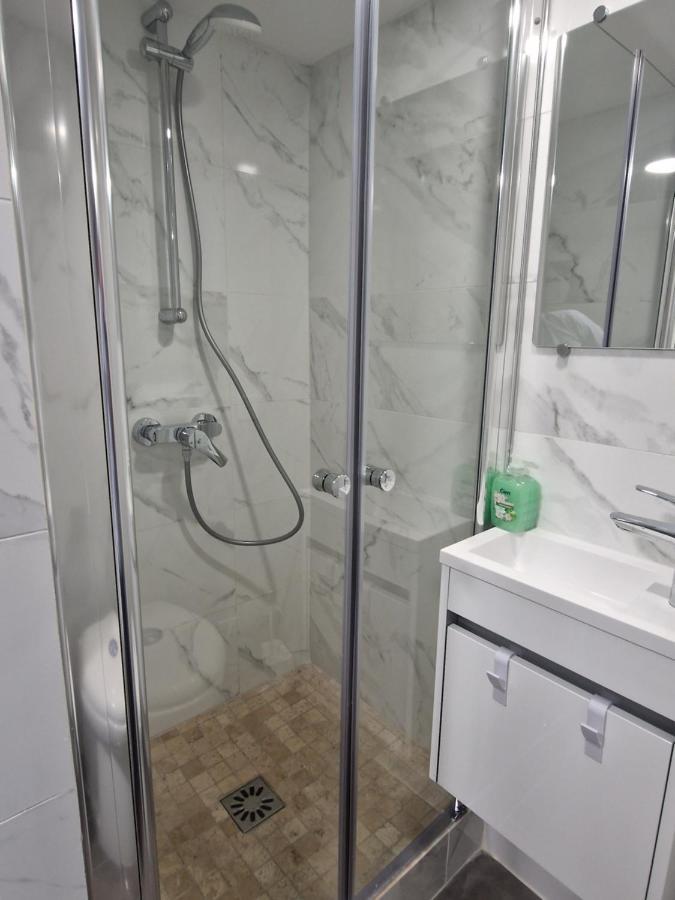 L'Auberge De Sucy - Studio Climatise Extérieur photo